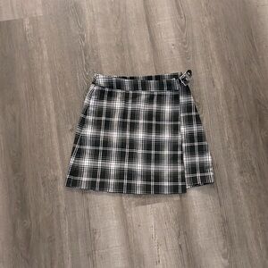 3/$10 brandy Melville John galt plaid mini skirt